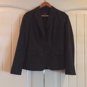 Banana Republic Women’s Suit, worn twice
